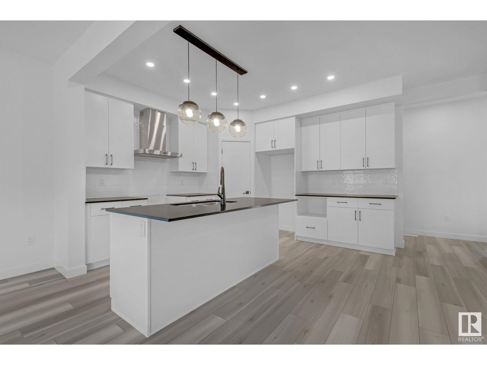 106 Royal Street, St. Albert