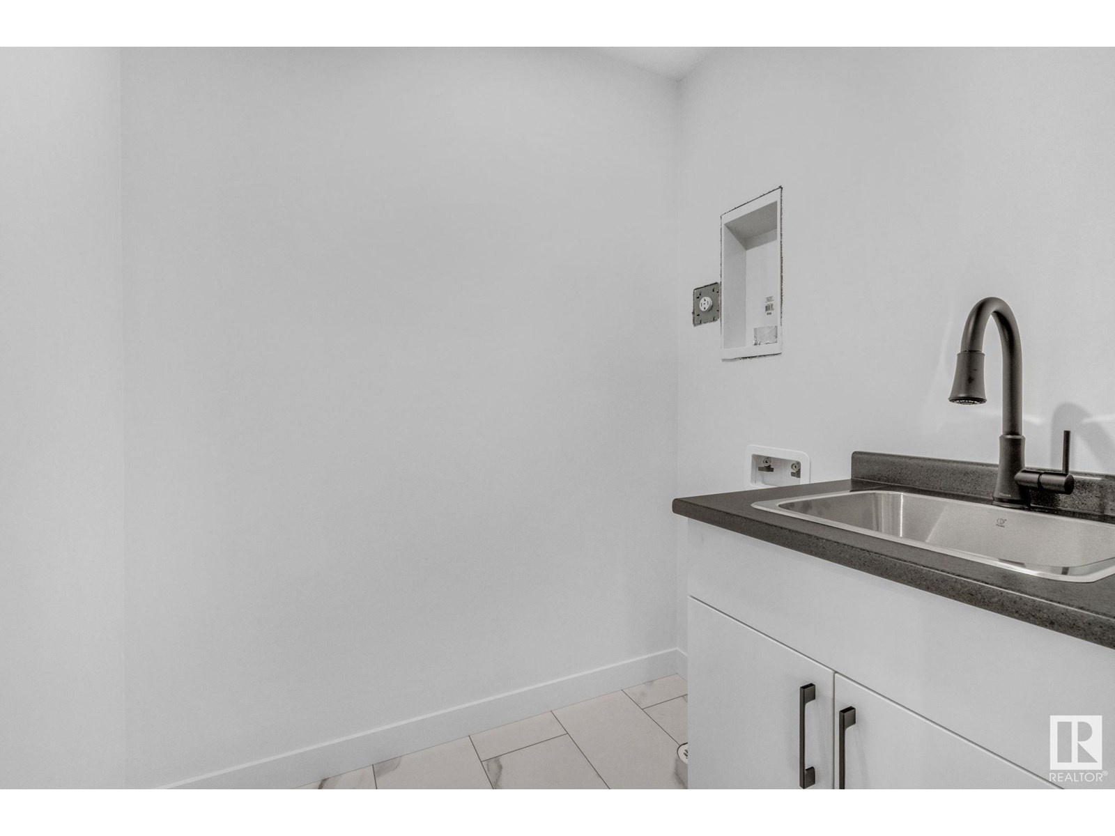 106 Royal Street, St. Albert