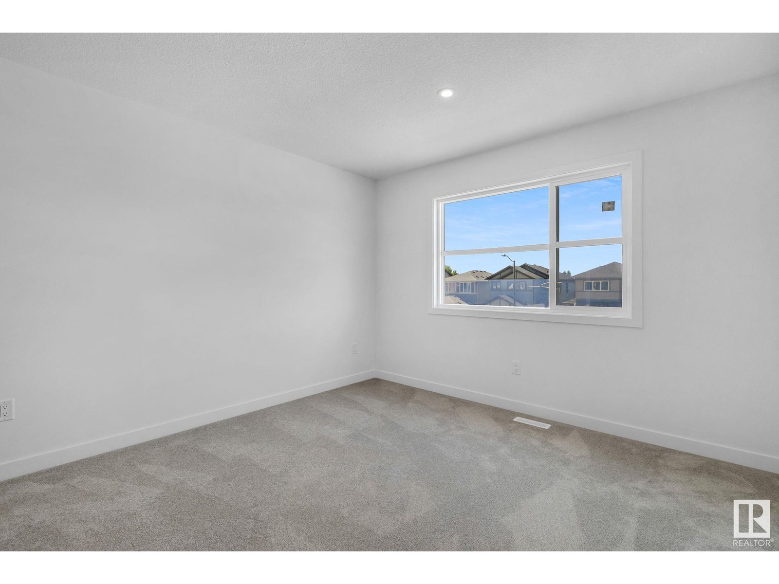 106 Royal Street, St. Albert