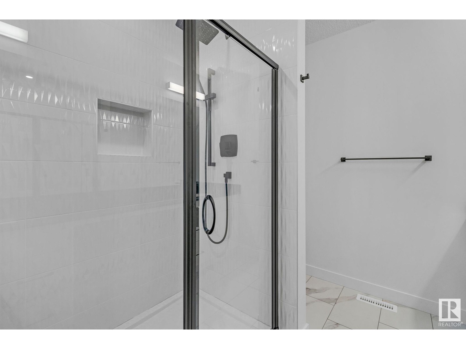 106 Royal Street, St. Albert