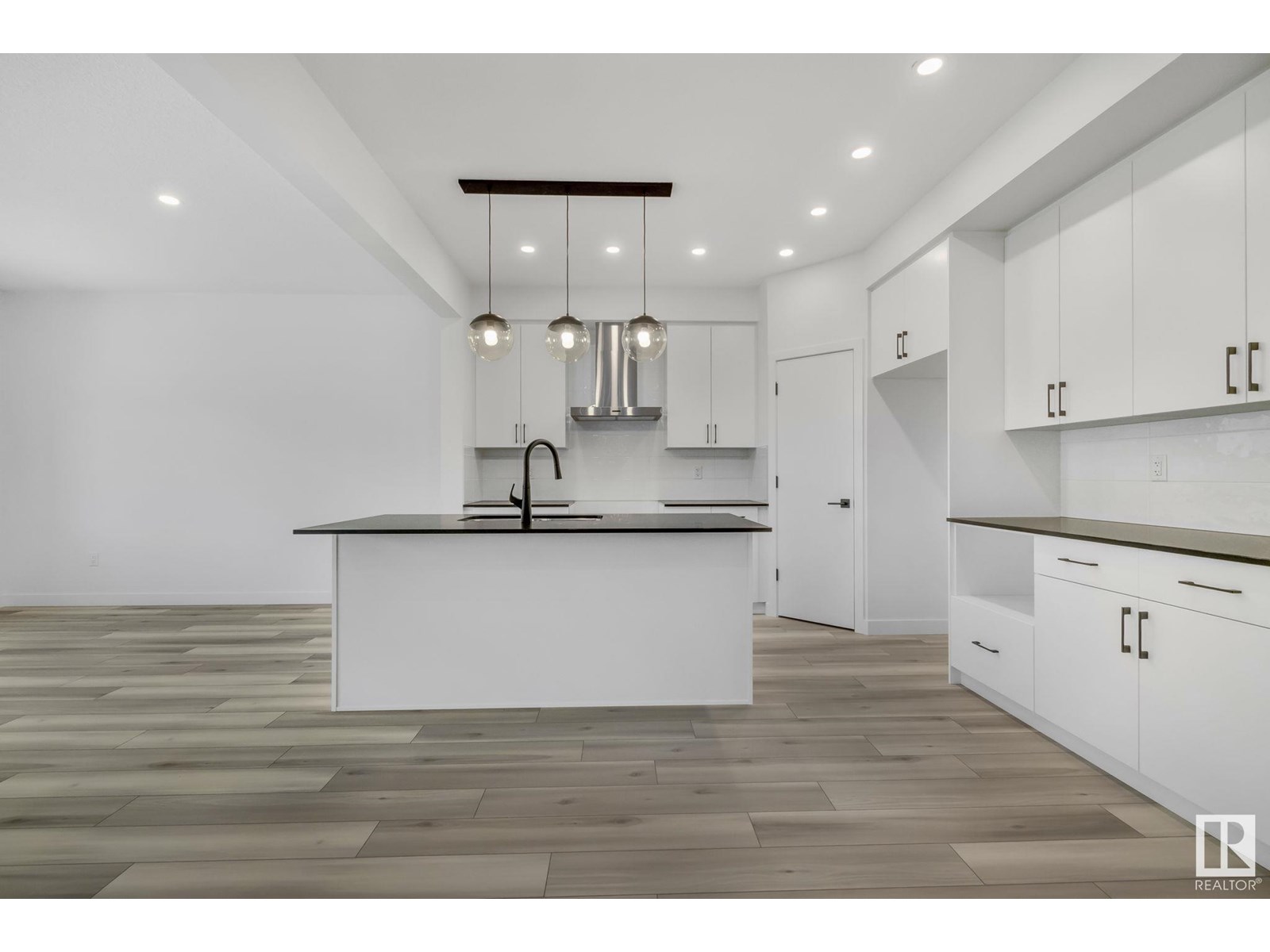 106 Royal Street, St. Albert