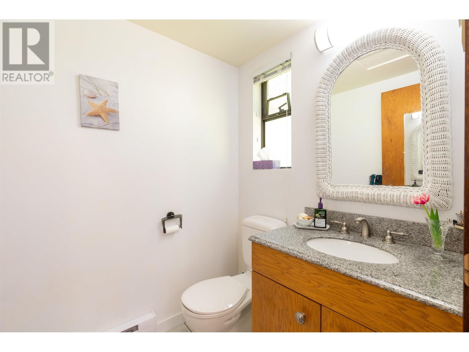 5821 DEERHORN DRIVE, Sechelt