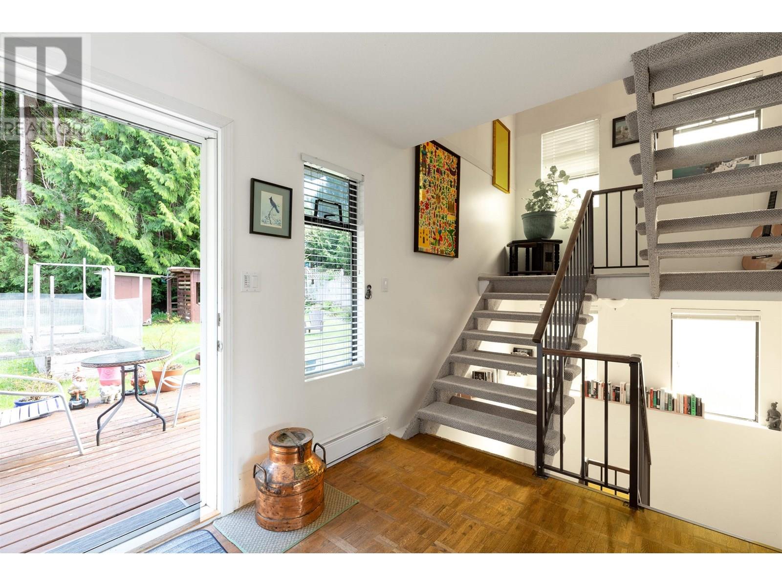 5821 DEERHORN DRIVE, Sechelt