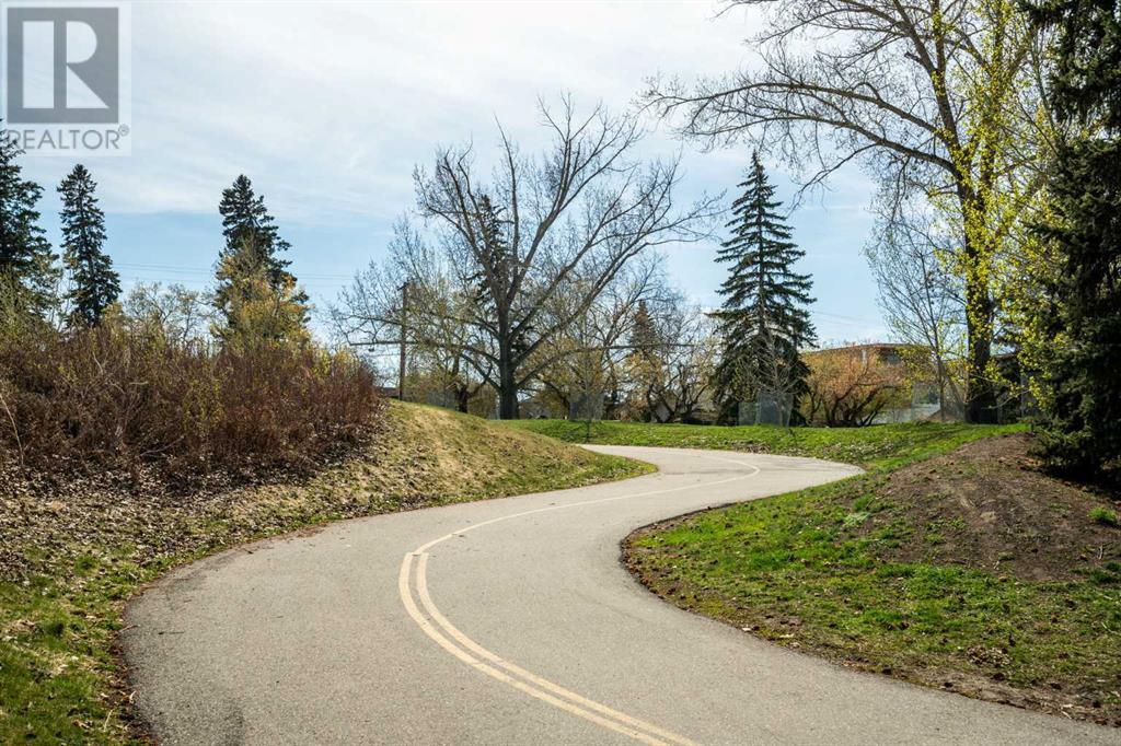 Single Family House for Sale in    Street SE Inglewood Calgary 