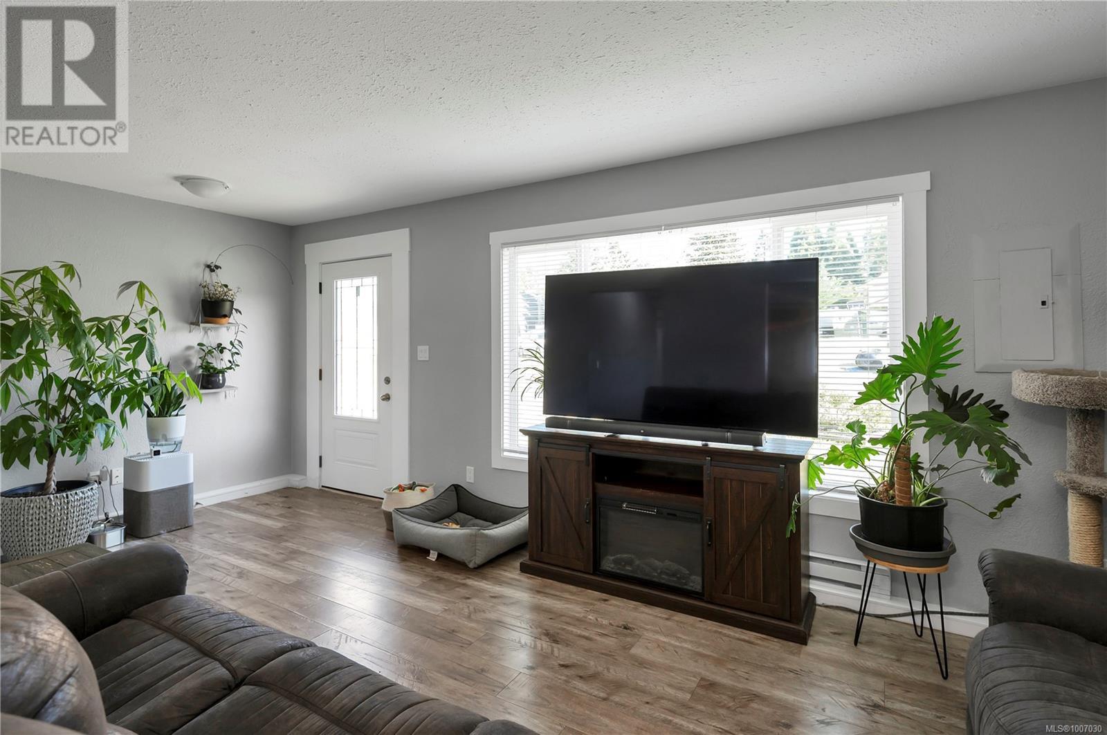 Photo 12 of 925 Watson Cres, Campbell River BC