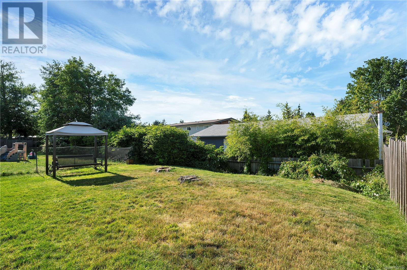 Photo 21 of 925 Watson Cres, Campbell River BC