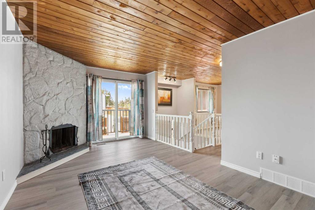 Single Family House Bi-level for Sale in E   Street SE Forest Lawn Calgary 