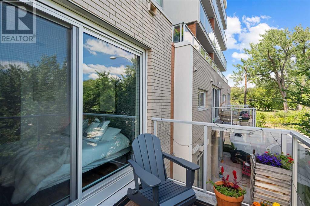 Single Family House for Sale in    Avenue NW Hillhurst Calgary 