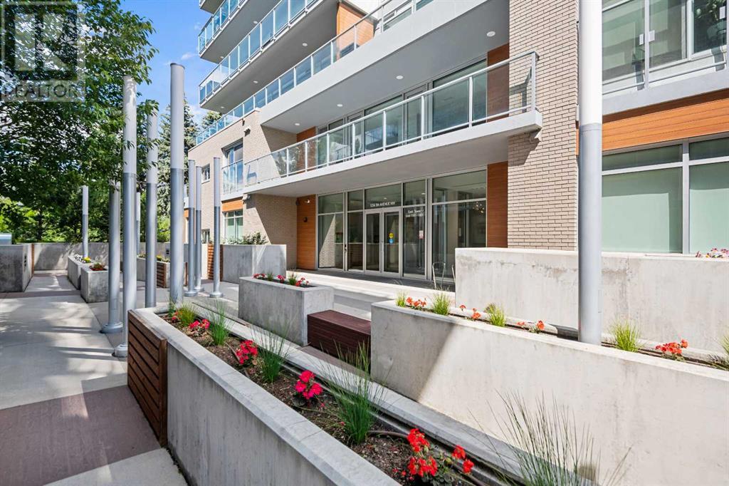 Single Family House for Sale in    Avenue NW Hillhurst Calgary 