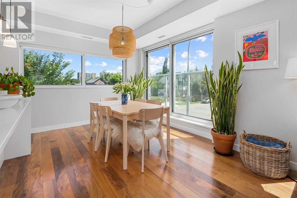 Single Family House for Sale in    Avenue NW Hillhurst Calgary 