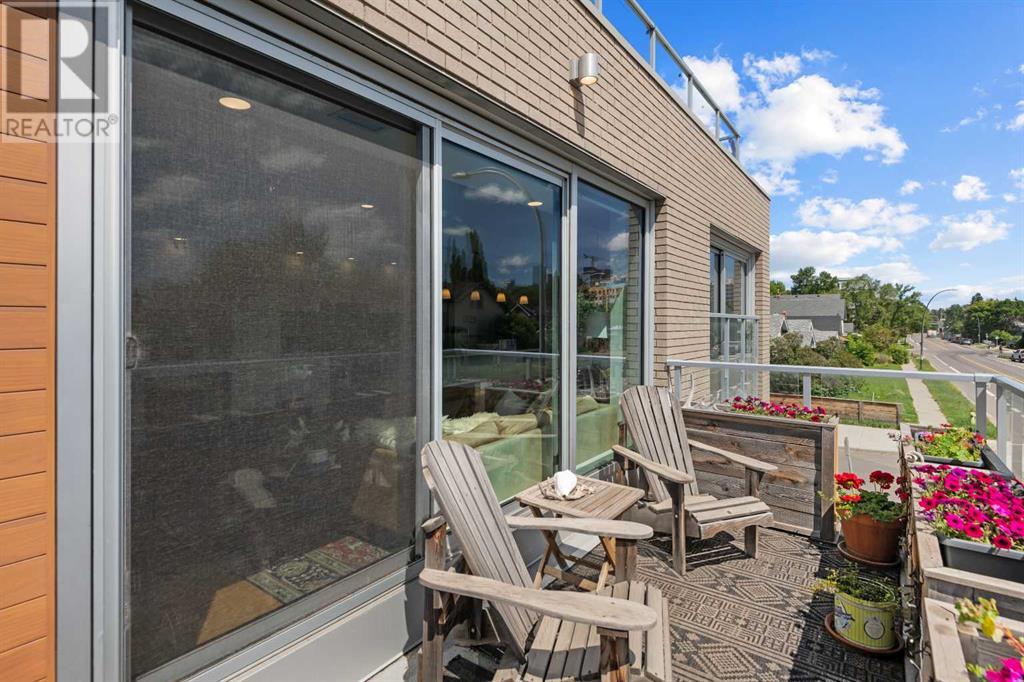 Single Family House for Sale in    Avenue NW Hillhurst Calgary 