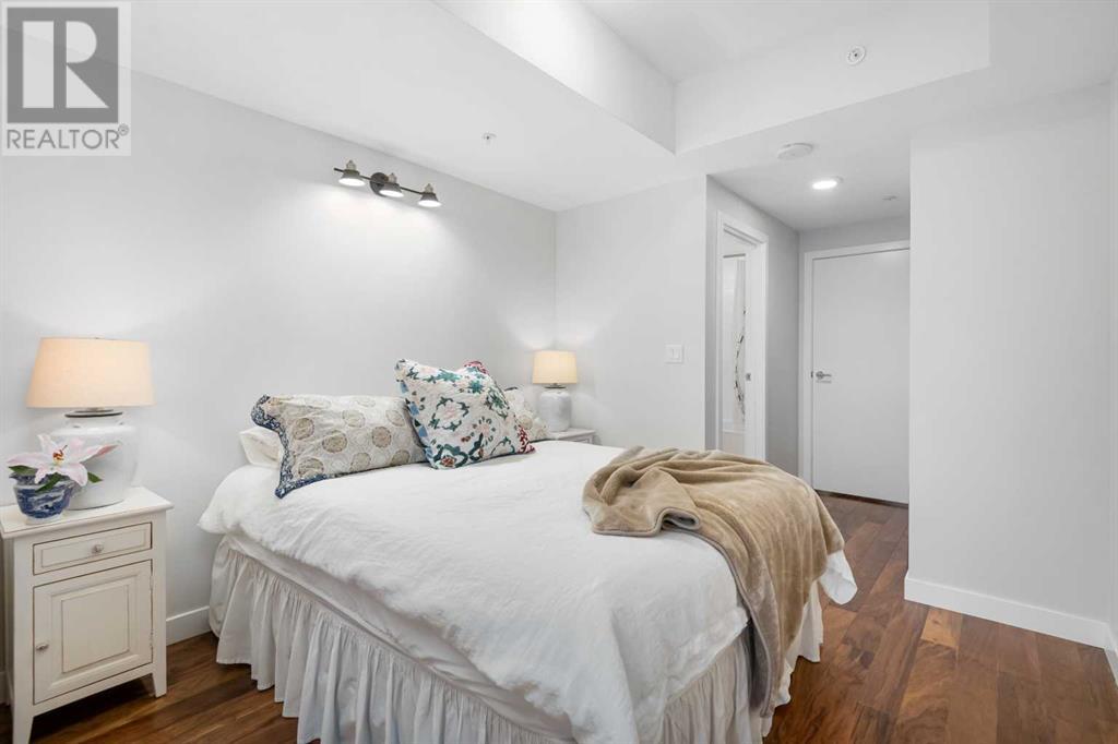 Single Family House for Sale in    Avenue NW Hillhurst Calgary 