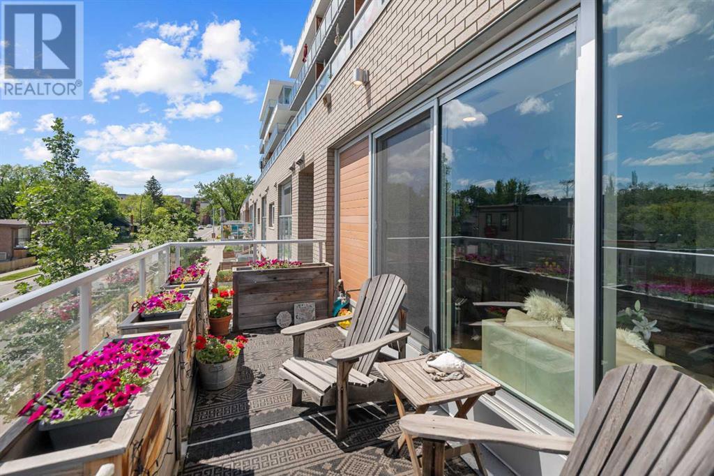 Single Family House for Sale in    Avenue NW Hillhurst Calgary 
