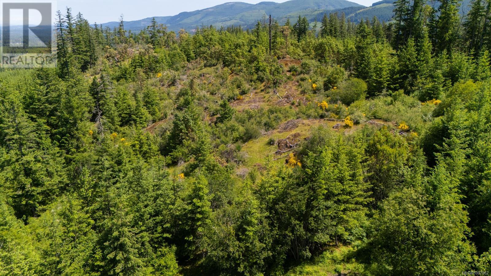 Photo 40 of 5876 Stoltze Rd, Duncan BC