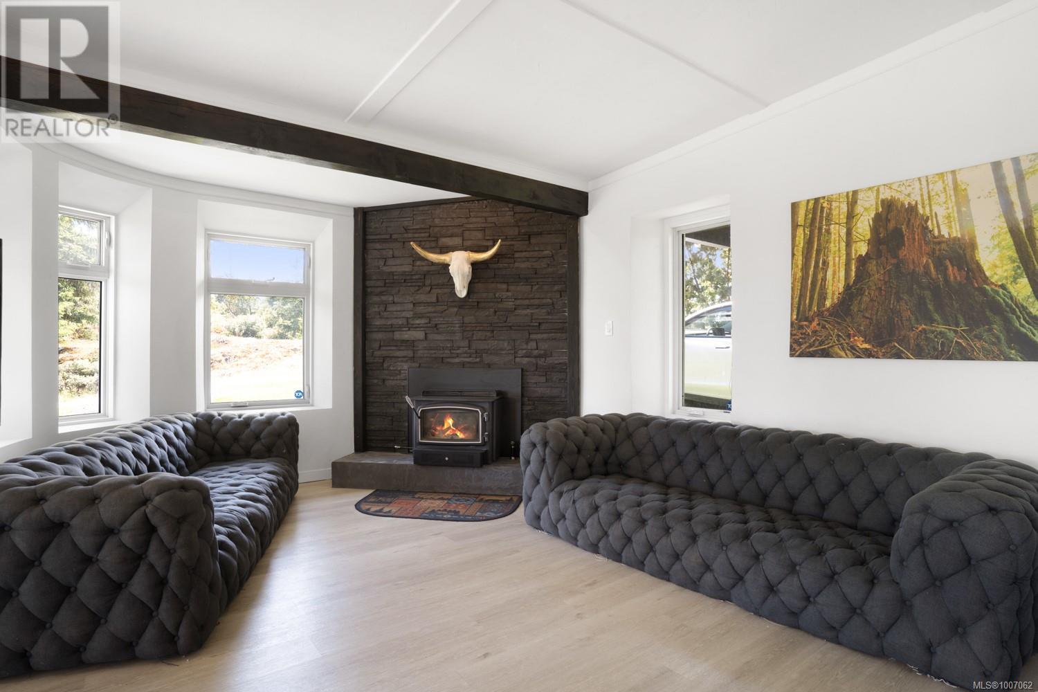 Photo 15 of 5876 Stoltze Rd, Duncan BC