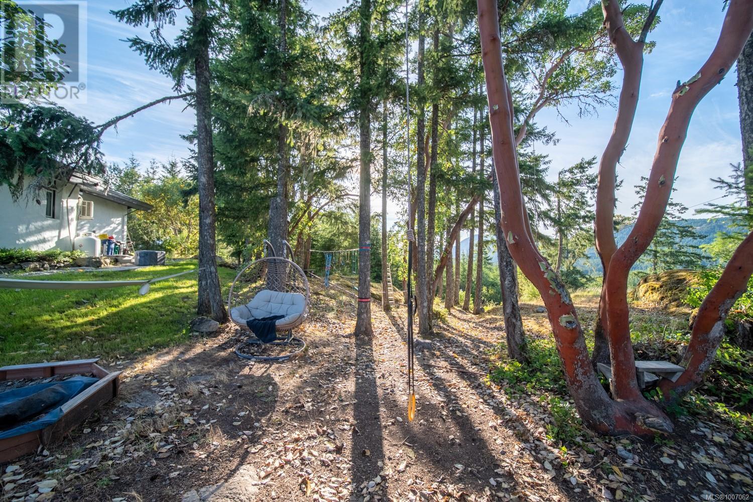 Photo 20 of 5876 Stoltze Rd, Duncan BC
