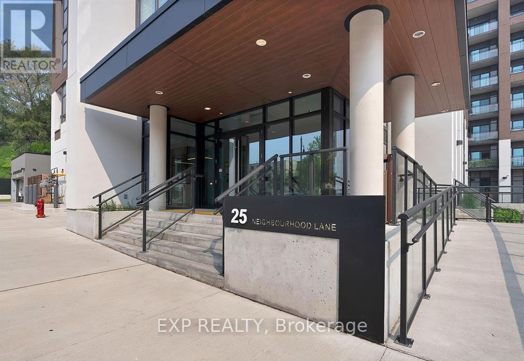 Photo 4 of 310 25 Neighbourhood Lane, Toronto ON