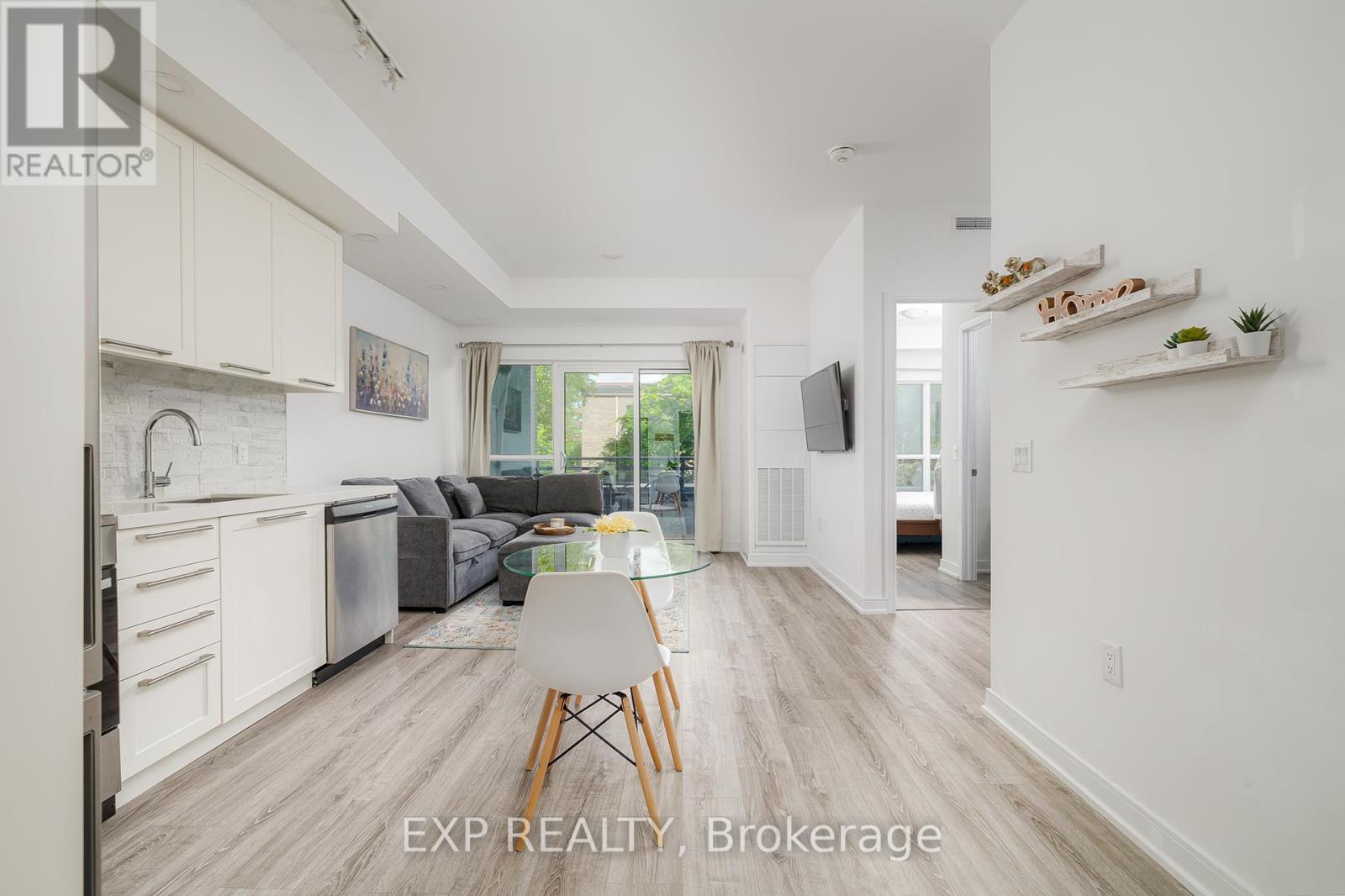 Photo 11 of 310 25 Neighbourhood Lane, Toronto ON