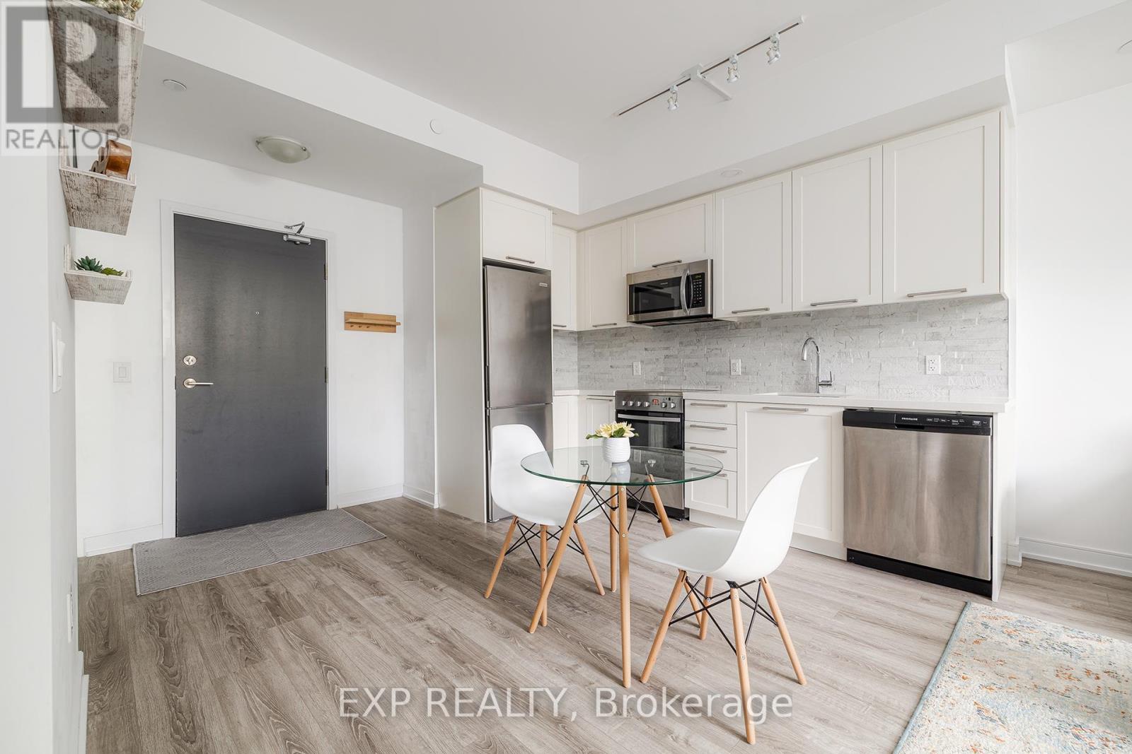 Photo 13 of 310 25 Neighbourhood Lane, Toronto ON