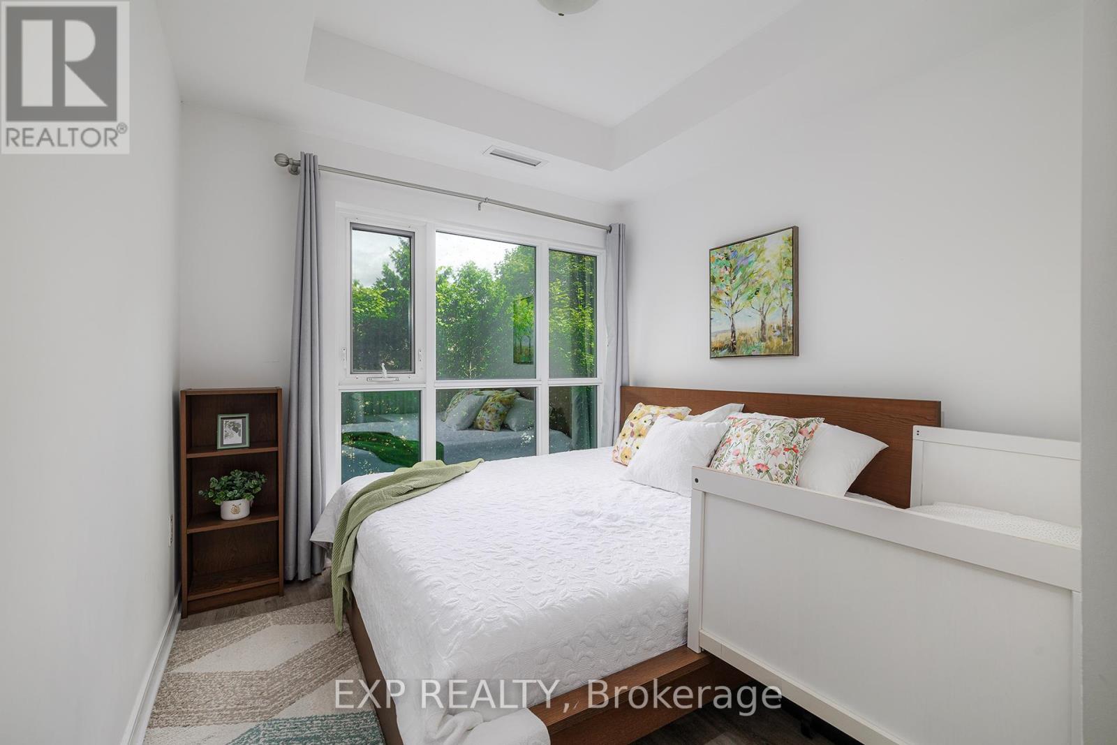 Photo 2 of 310 25 Neighbourhood Lane, Toronto ON
