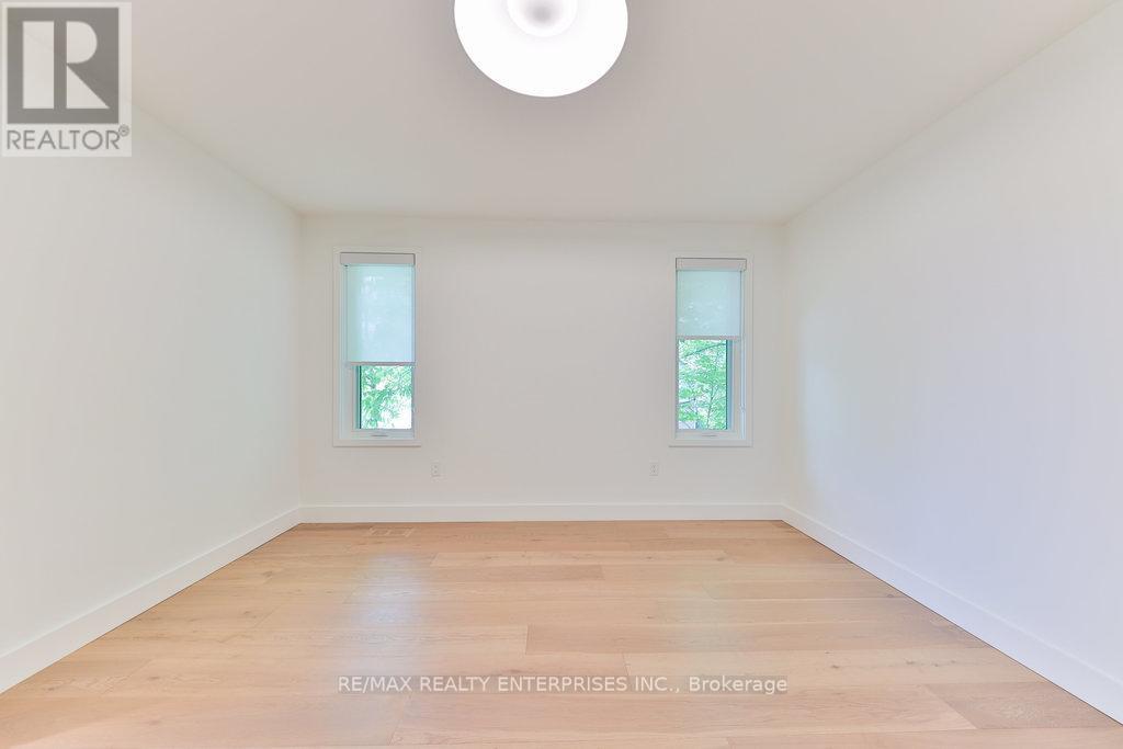 Photo 38 of 34 Onaway Road, Mississauga ON