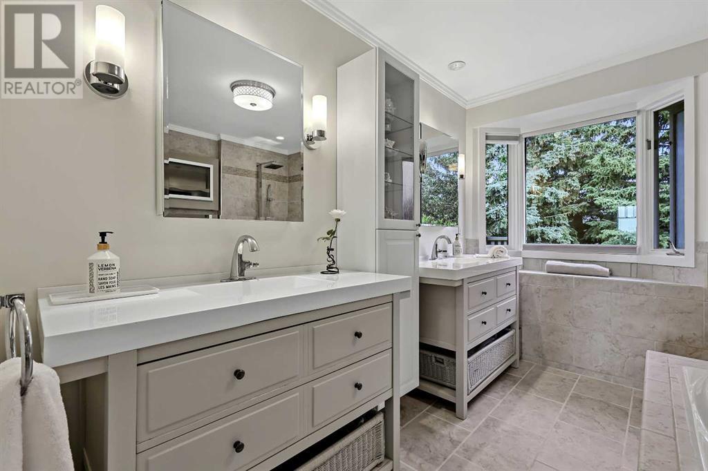 Single Family House for Sale in  Woodhaven Crescent SW Woodbine Calgary 