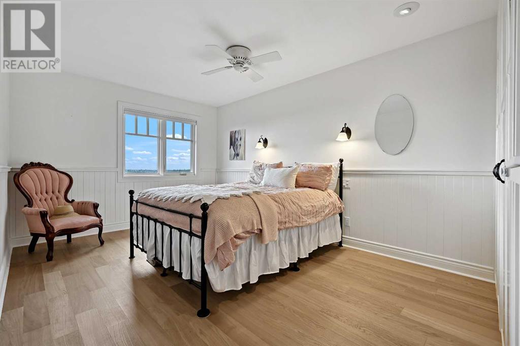 Single Family House for Sale in  Woodhaven Crescent SW Woodbine Calgary 