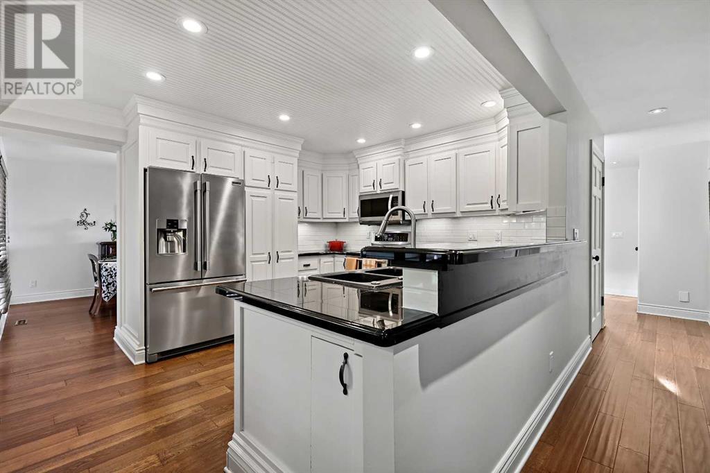Single Family House for Sale in  Woodhaven Crescent SW Woodbine Calgary 