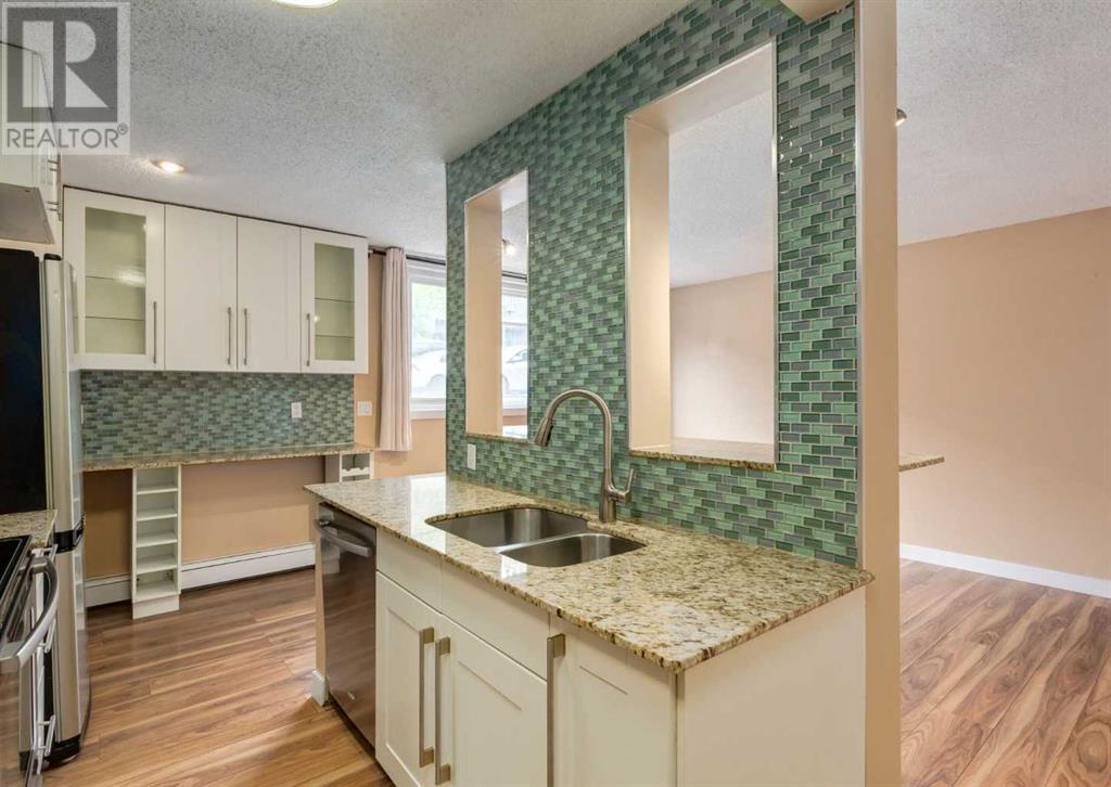Single Family House for Sale in    Street SW Bankview Calgary 