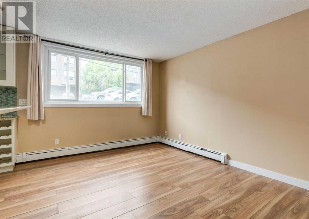 Single Family House for Sale in    Street SW Bankview Calgary 