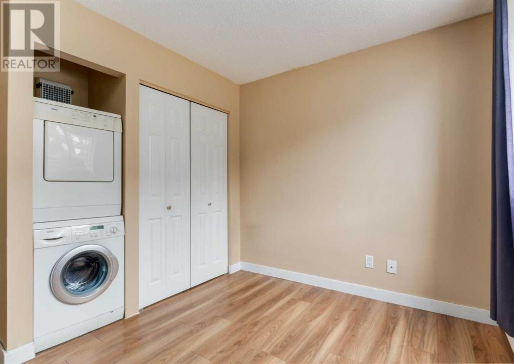 Single Family House for Sale in    Street SW Bankview Calgary 