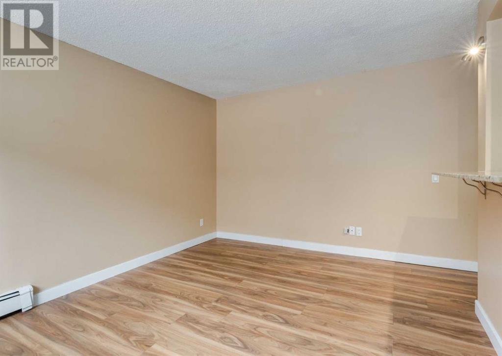 Single Family House for Sale in    Street SW Bankview Calgary 