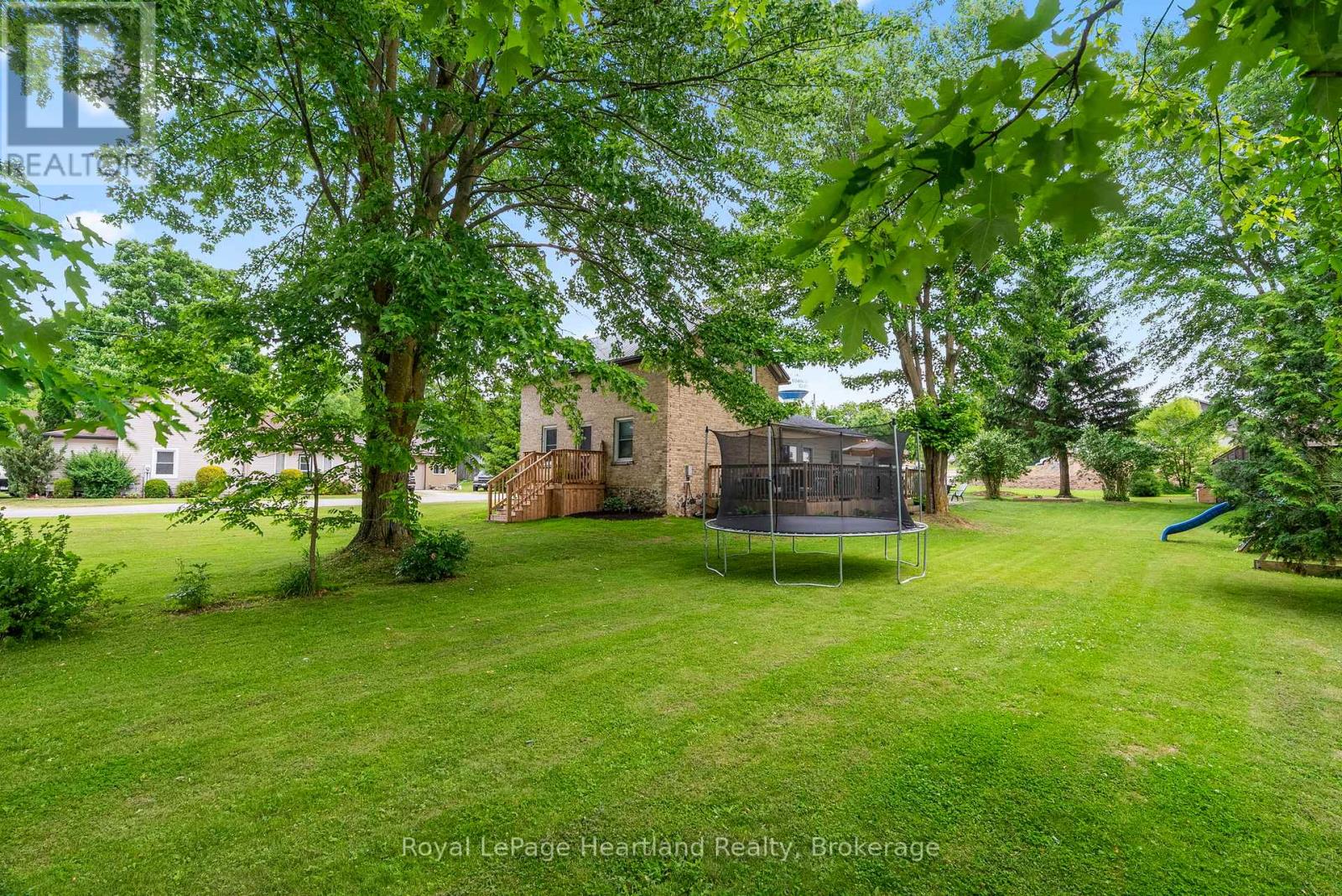 Photo 18 of 33 Allan Street, Minto ON