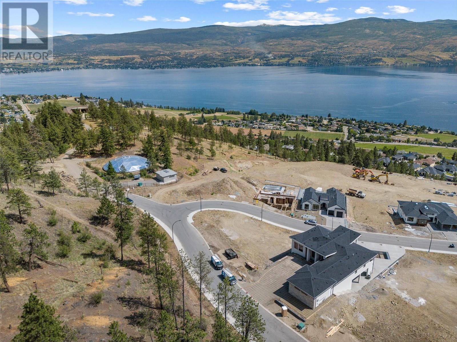  1359 Cabernet Way, West Kelowna