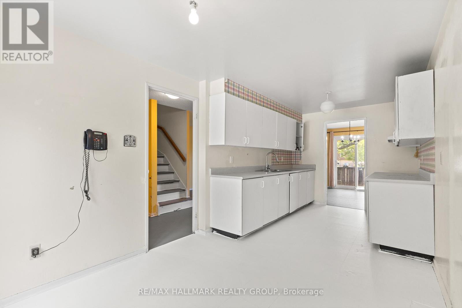 Photo 32 of 55 River Garden Private, Ottawa ON