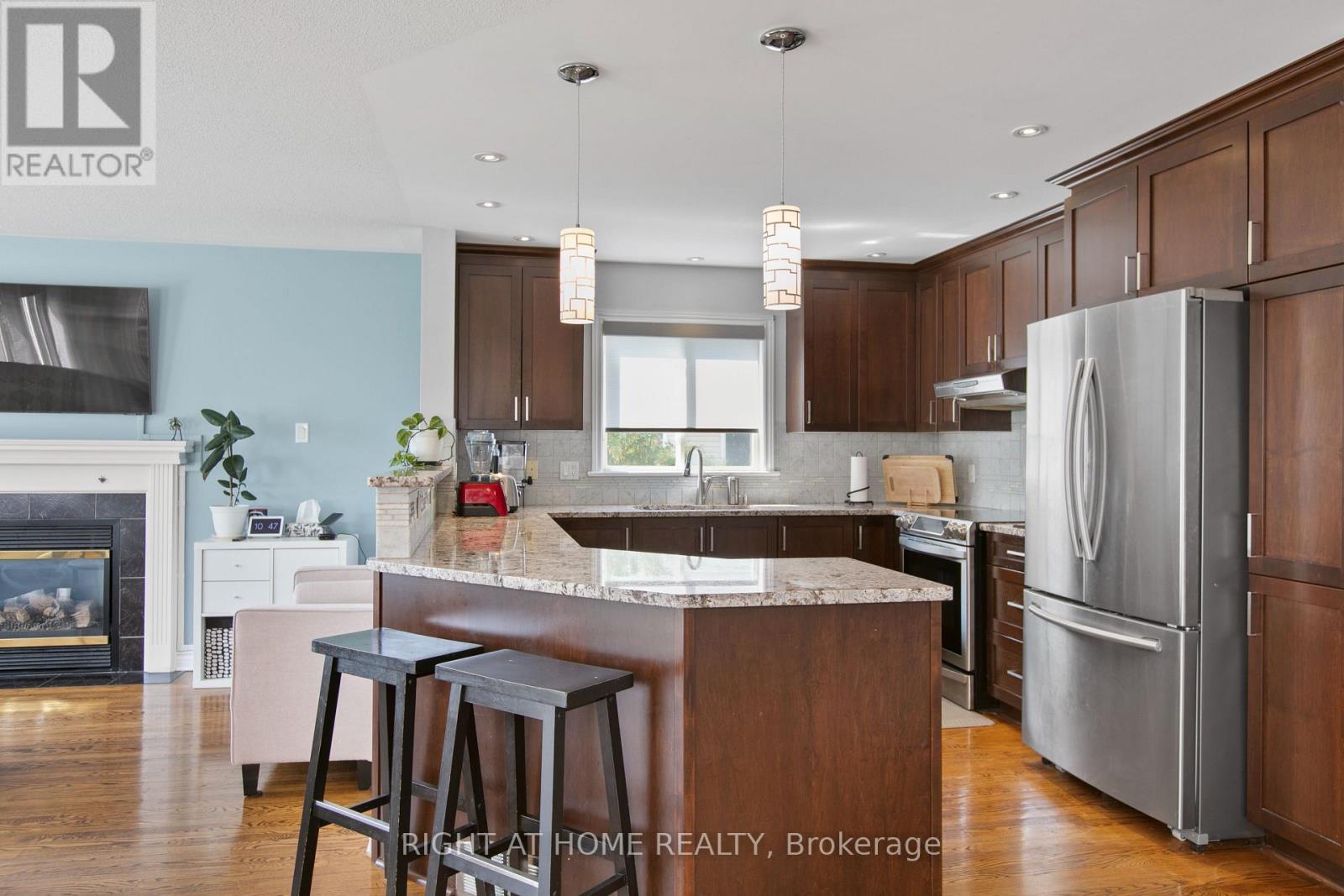 Highly-Upgraded U-Shaped Kitchen