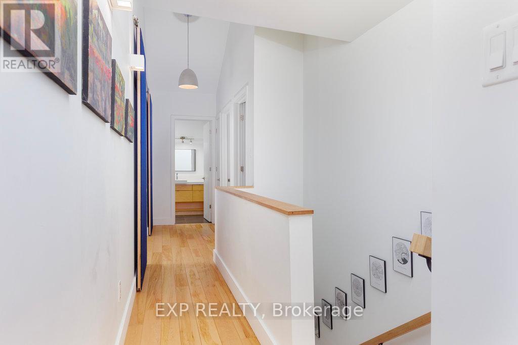 Photo 17 of 179 Mountbatten Avenue, Ottawa ON