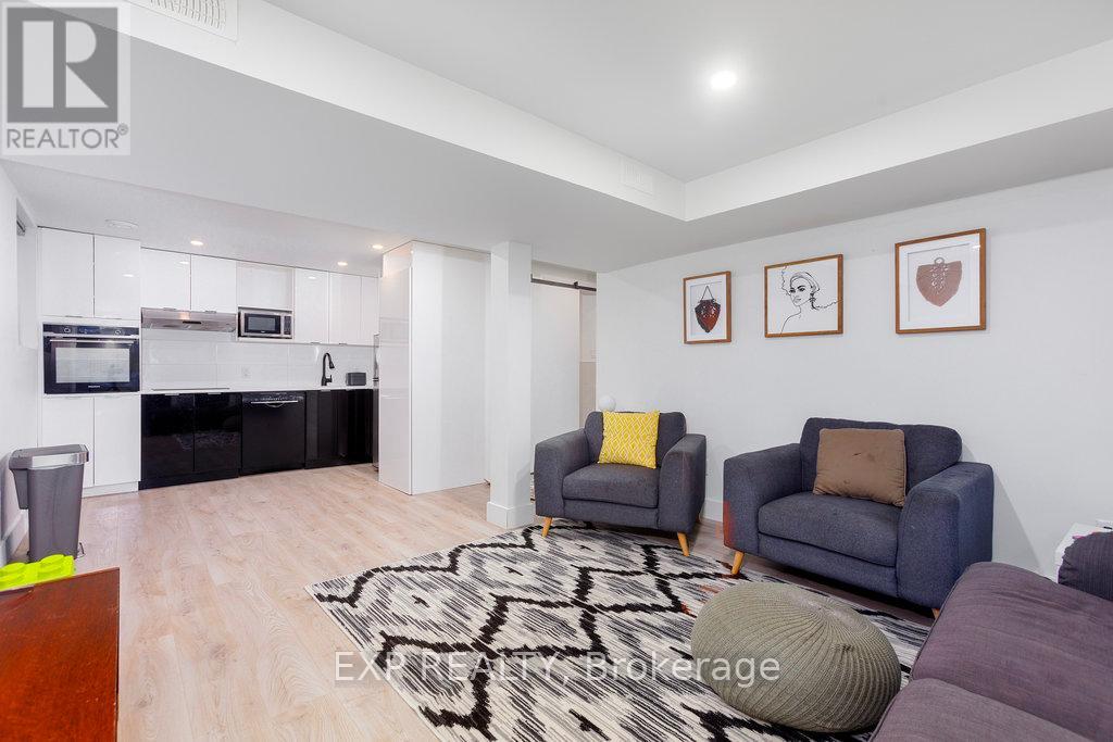 Photo 9 of 179 Mountbatten Avenue, Ottawa ON