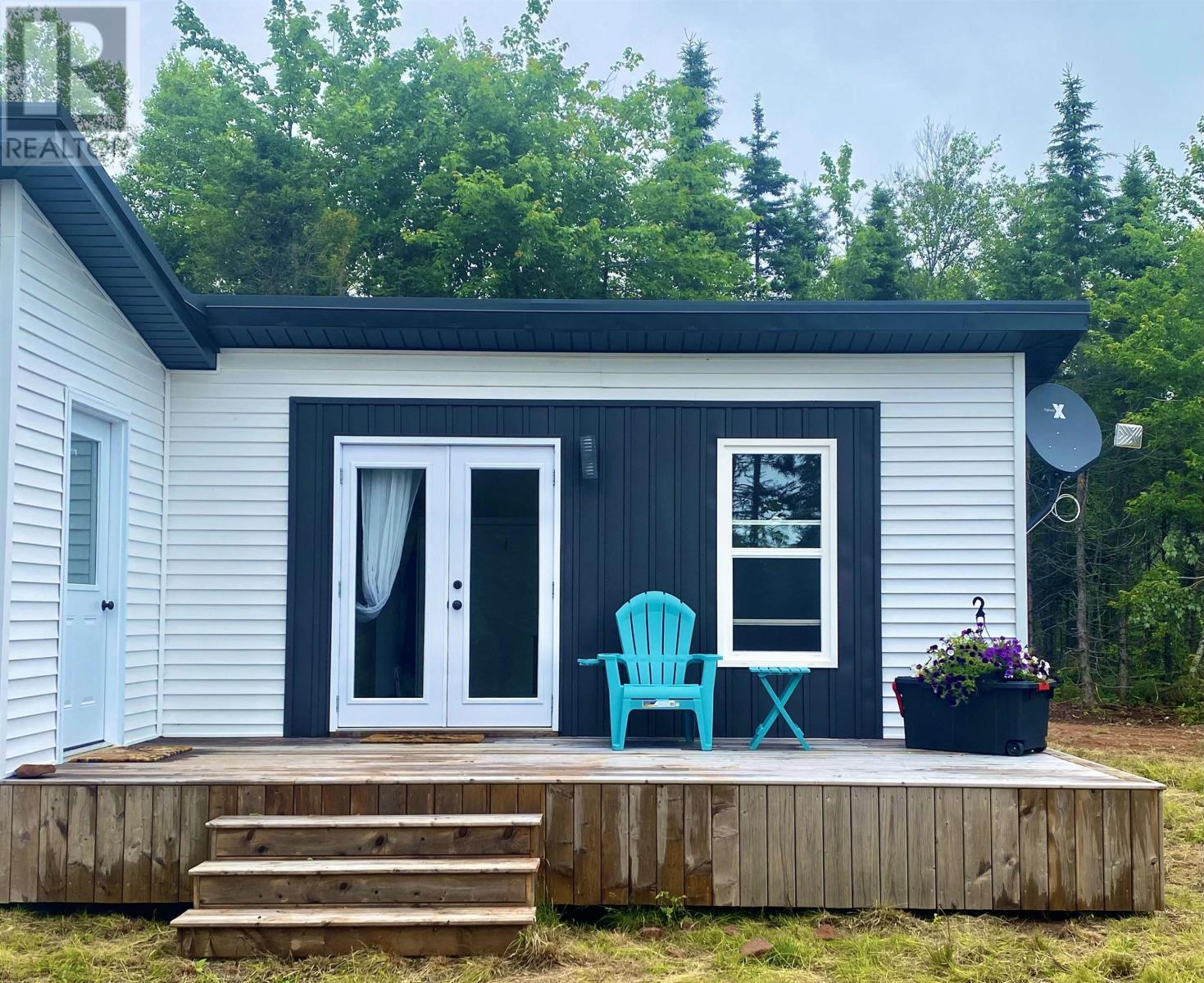 36 FRANCIS Drive - 5