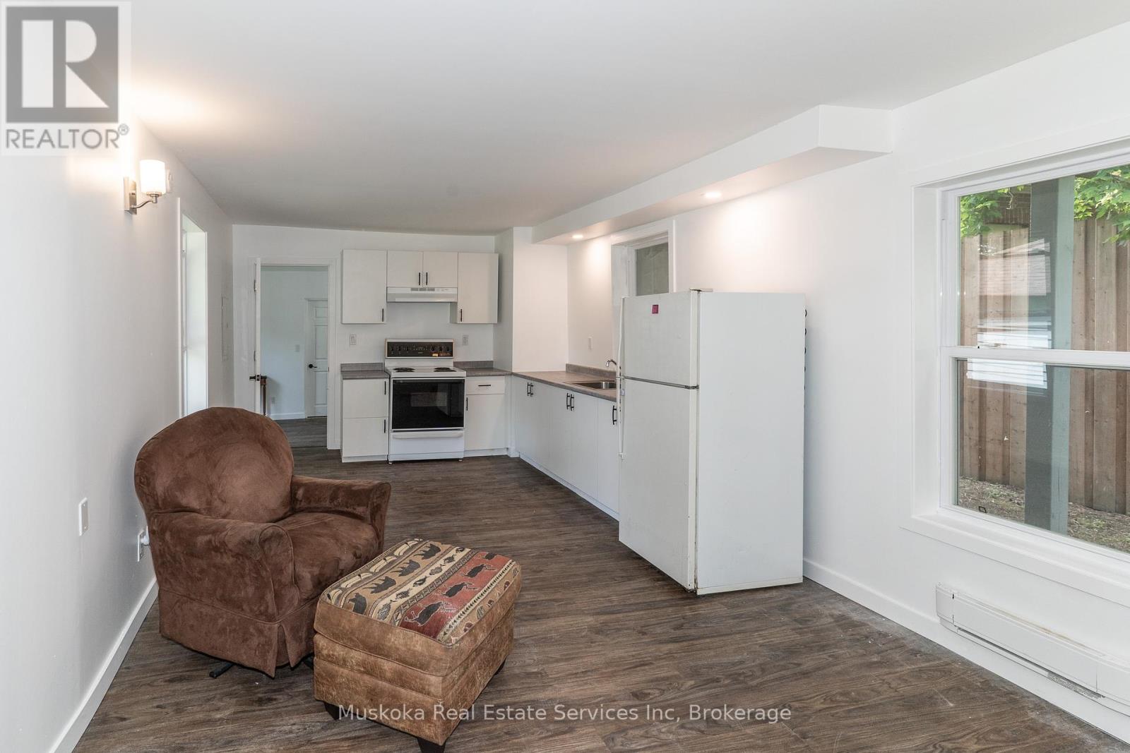 Photo 28 of 132 Mcmurray Street, Bracebridge ON