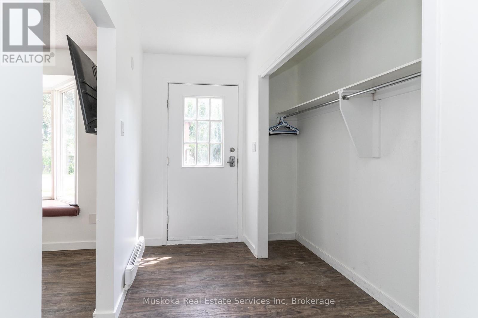Photo 5 of 132 Mcmurray Street, Bracebridge ON