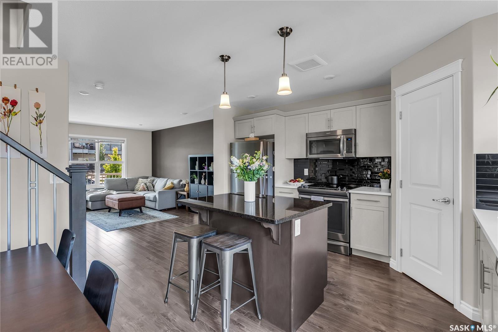 Single Family House 2 Level for Sale in  Maningas BEND Saskatoon 
