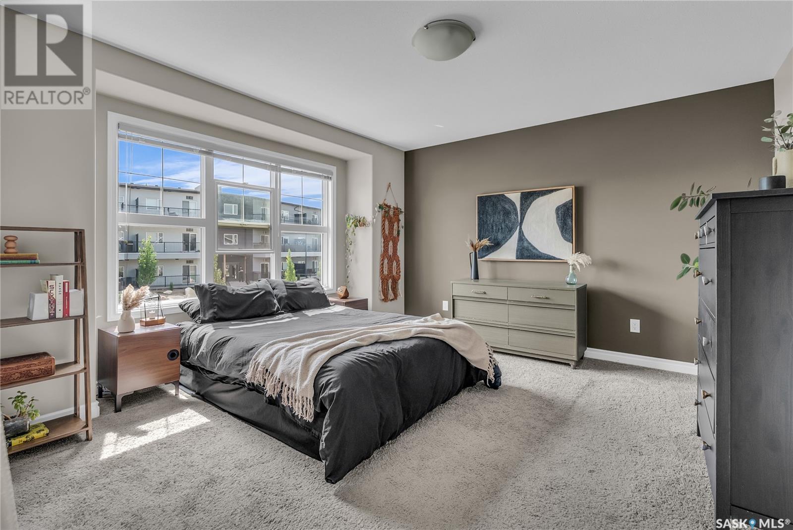Single Family House 2 Level for Sale in  Maningas BEND Saskatoon 