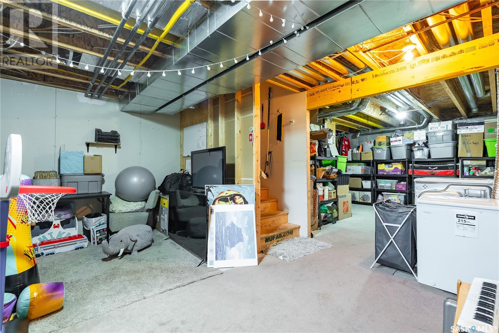 Single Family House 2 Level for Sale in  Maningas BEND Saskatoon 