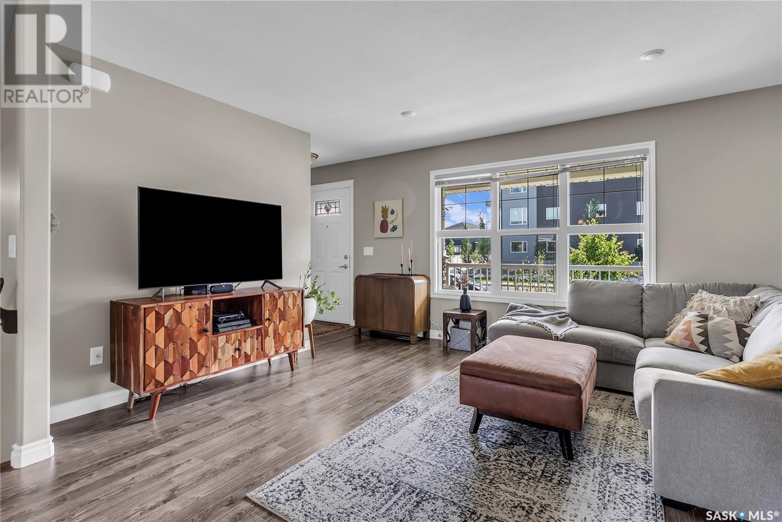 Single Family House 2 Level for Sale in  Maningas BEND Saskatoon 