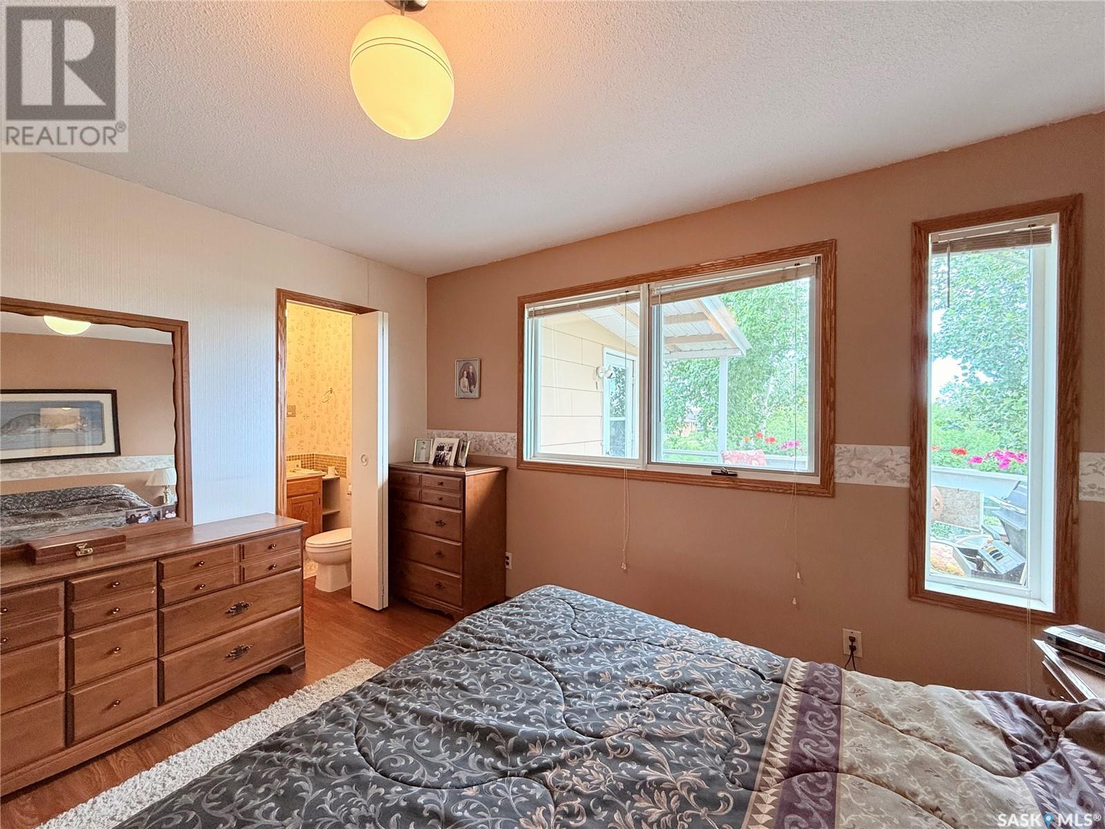 Photo 26 of 51 Tufts Crescent, Outlook SK