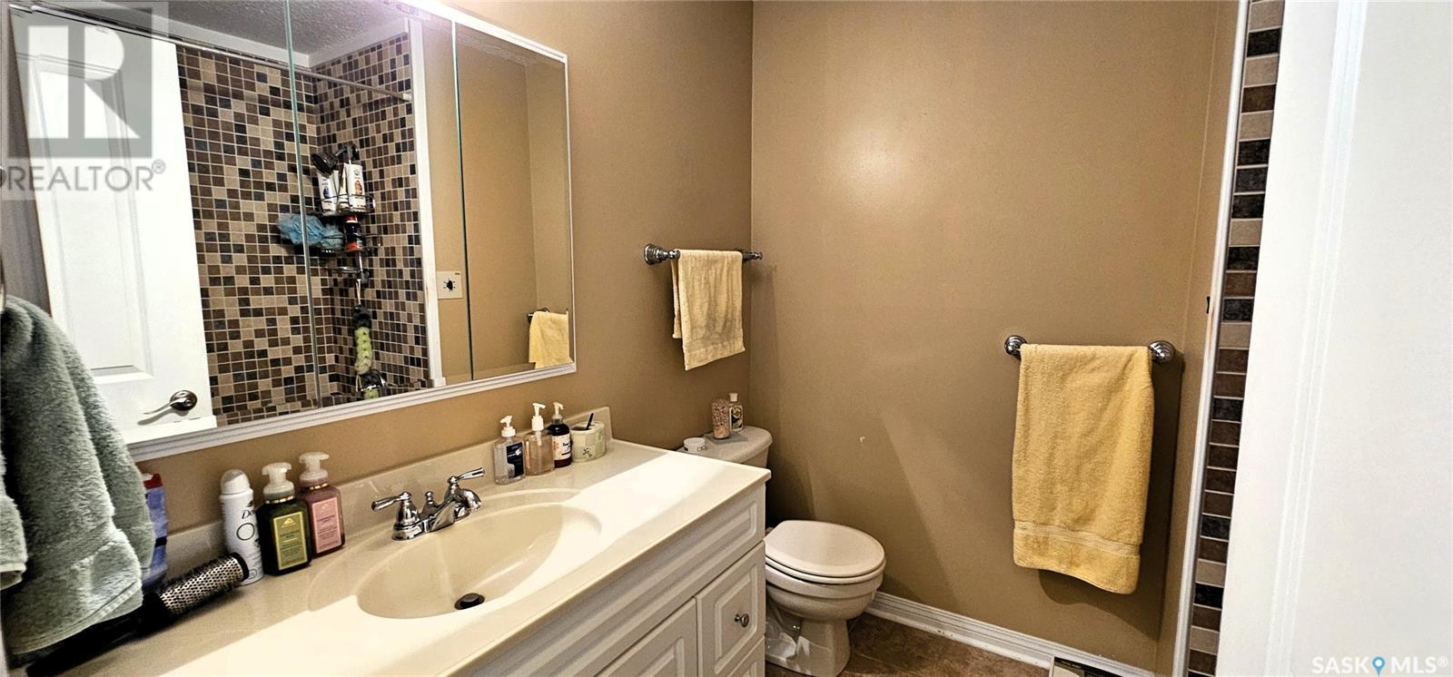 Photo 26 of 1511 98th Street, Tisdale SK