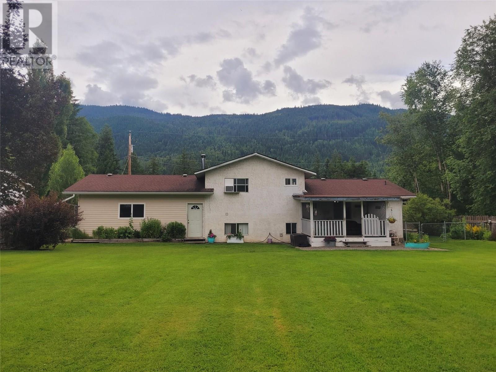 1249 Thompson Drive, Clearwater