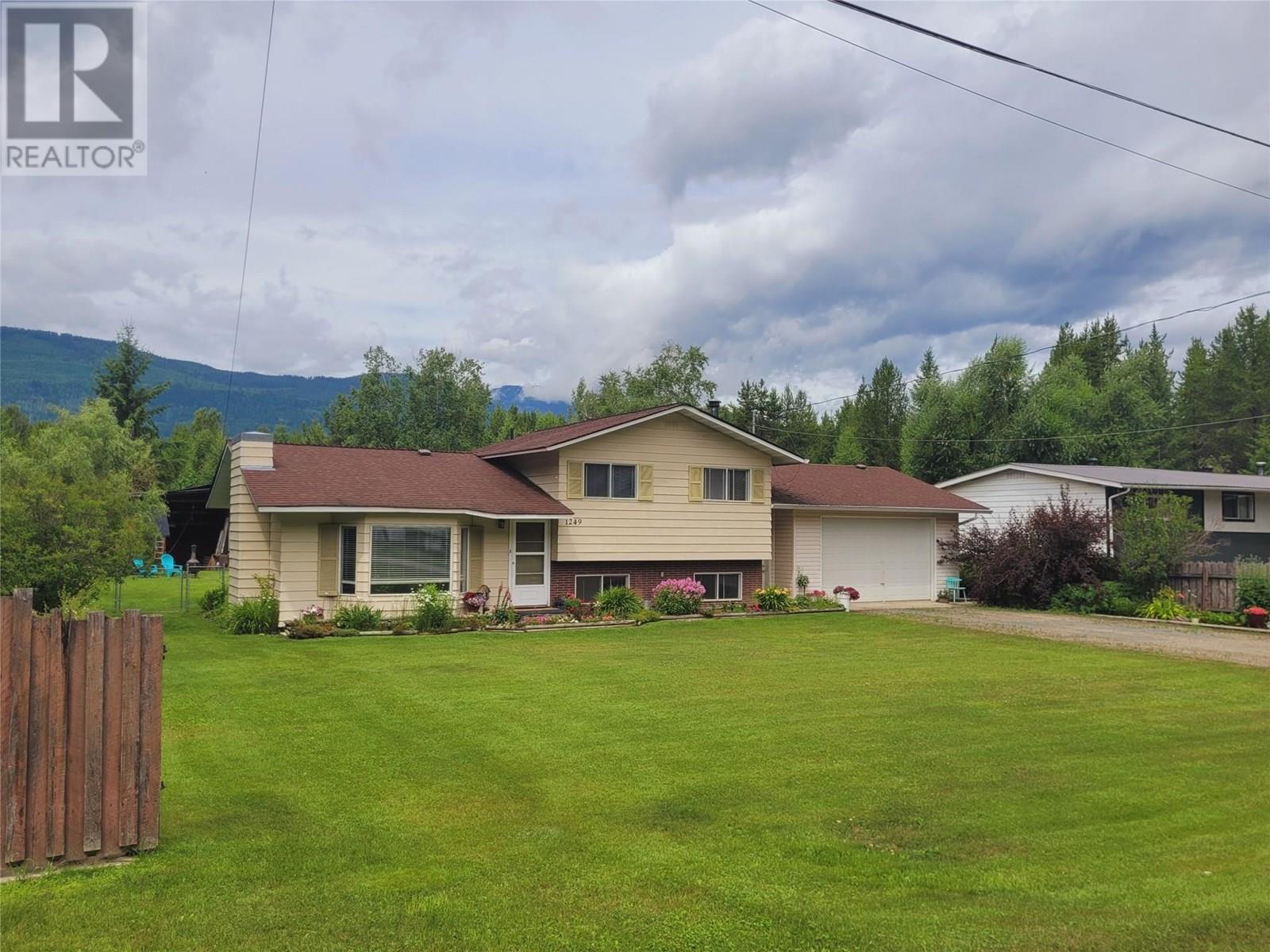 1249 Thompson Drive, Clearwater