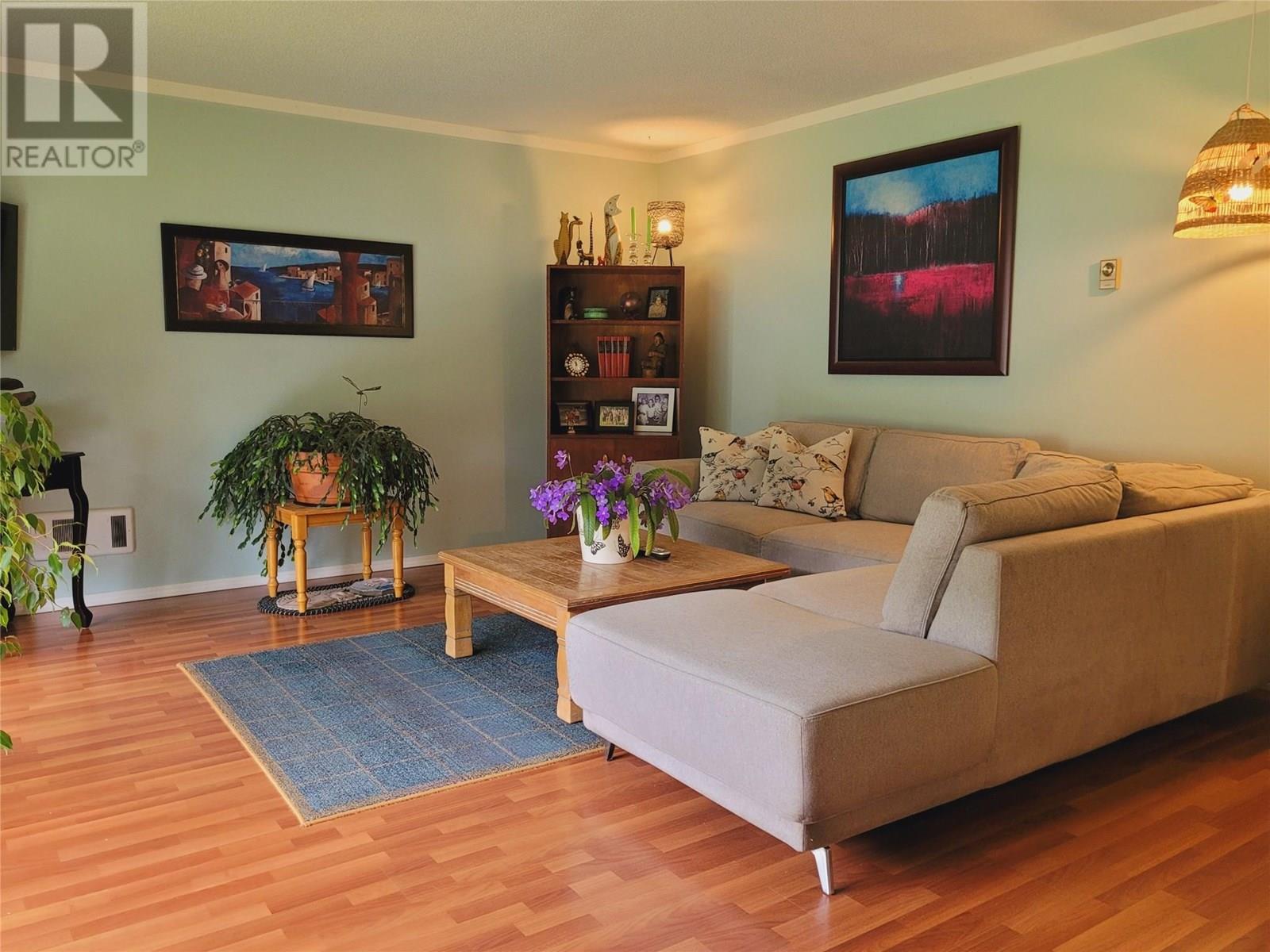 1249 Thompson Drive, Clearwater